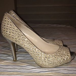 Sparkly peep toe pumps